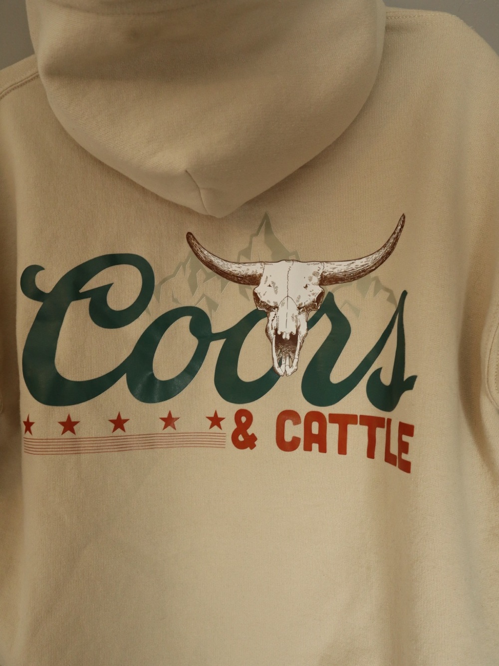 Women’s Coors and cattle sweatshirt